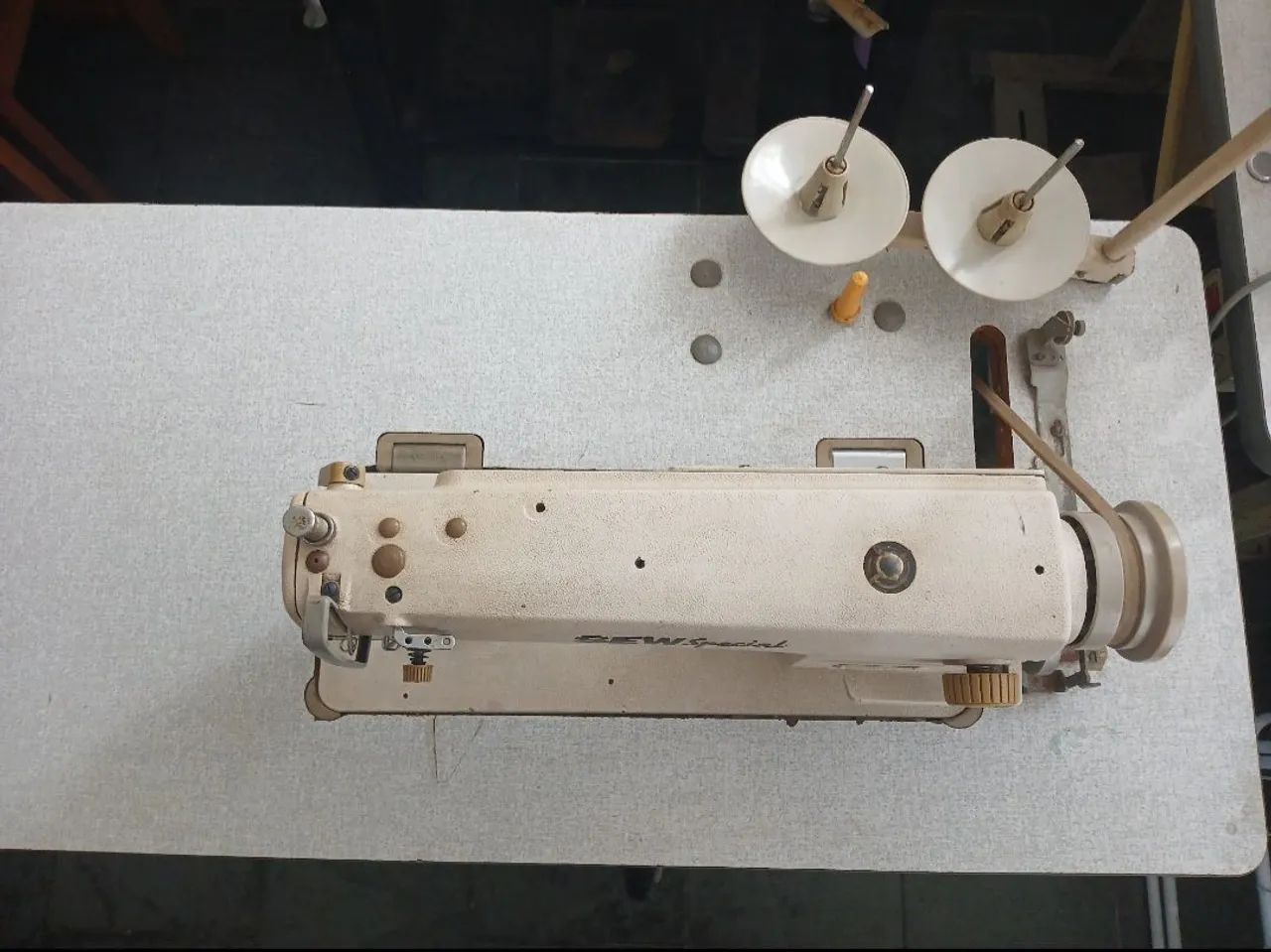 Máquina de costura industrial Reta  - Foto 3