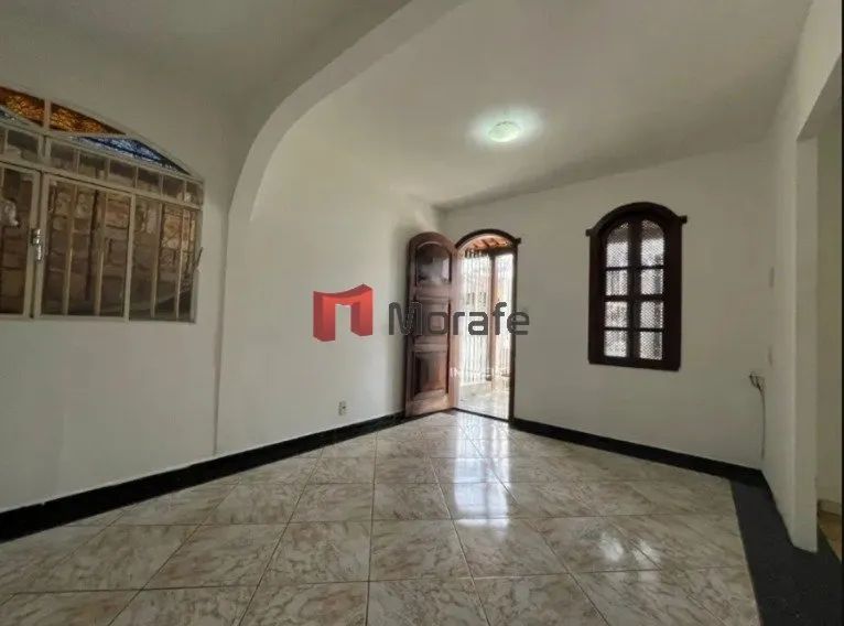Casa Comercial com 3 Quartos para alugar, 50m² - Foto 4