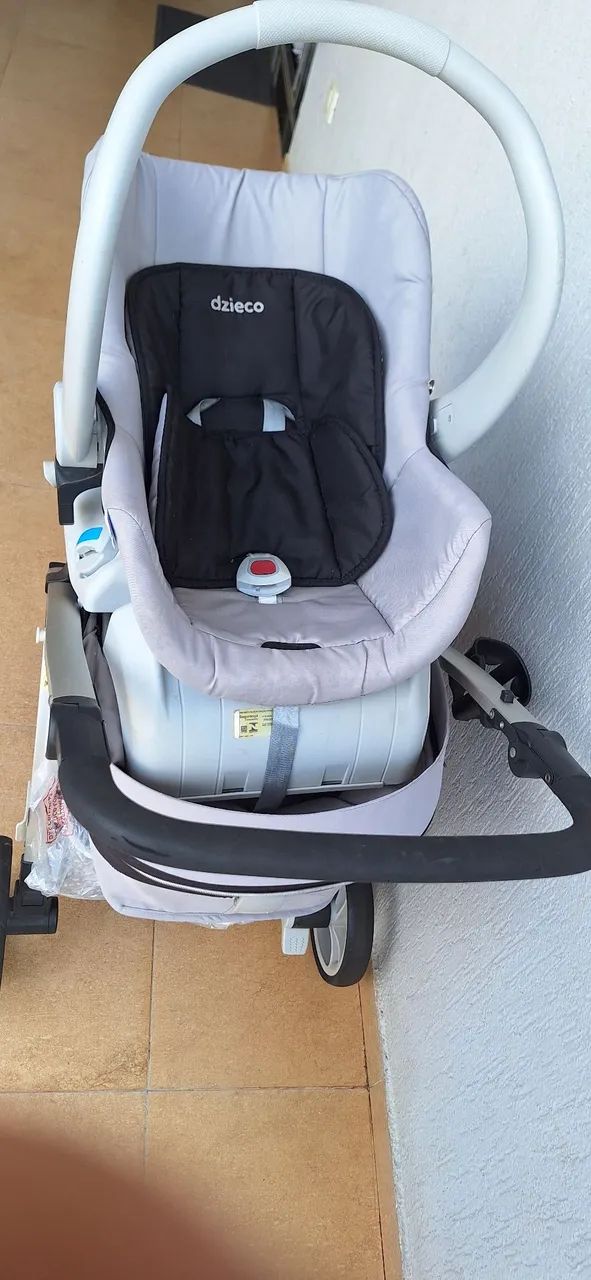 Vende carrinho de bebê com baby conforto e base  galzerano  dzieco  - Foto 2