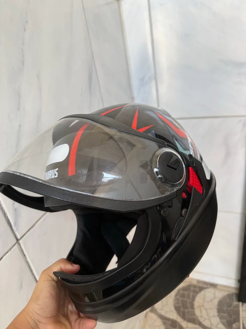 Capacete n 60 e luva 