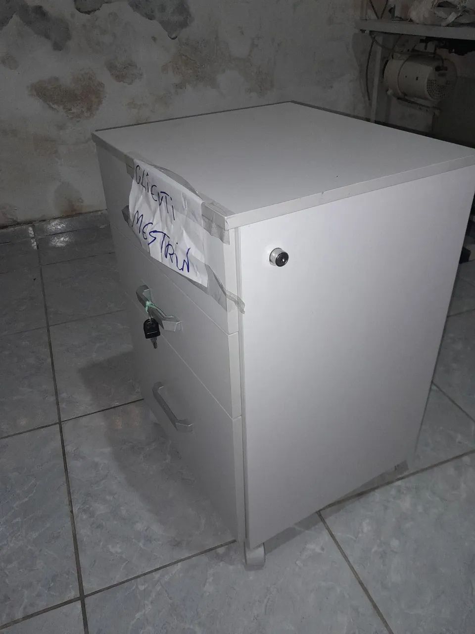 Armarizinho de escritório  - Foto 2