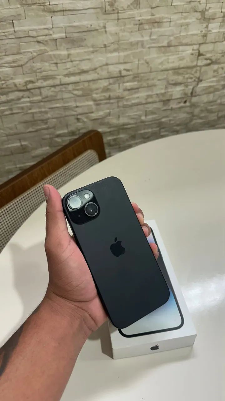 iPhone 15 128GB impecável 