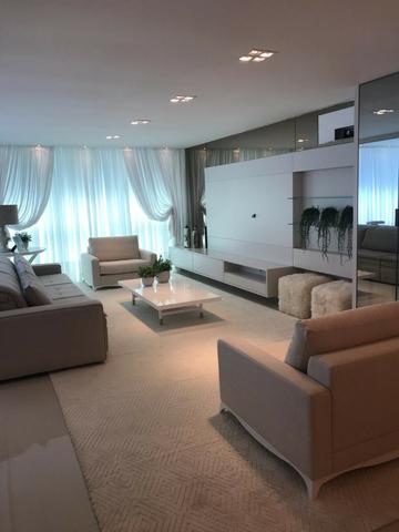 Magnífico apartamento "NOVO" 4 suítes na Avenida em Meia Praia em Itapema SC - Foto 13