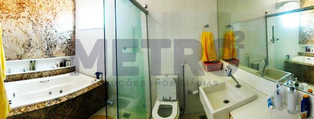 Casa com: - 3 quartos, duas suítes com closet; - Foto 8