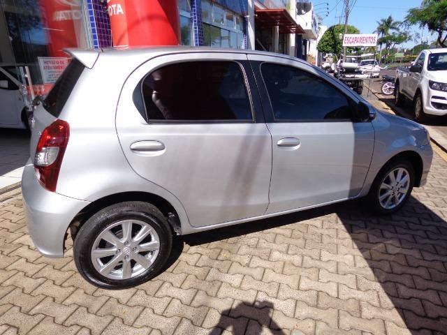 Toyota-Etios HB 1.5 X Plus - Foto 4