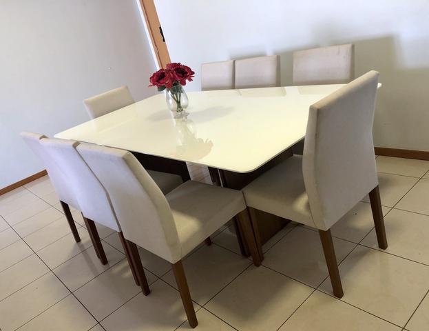 Mesa de vidro branca com 8 cadeiras - Foto 3