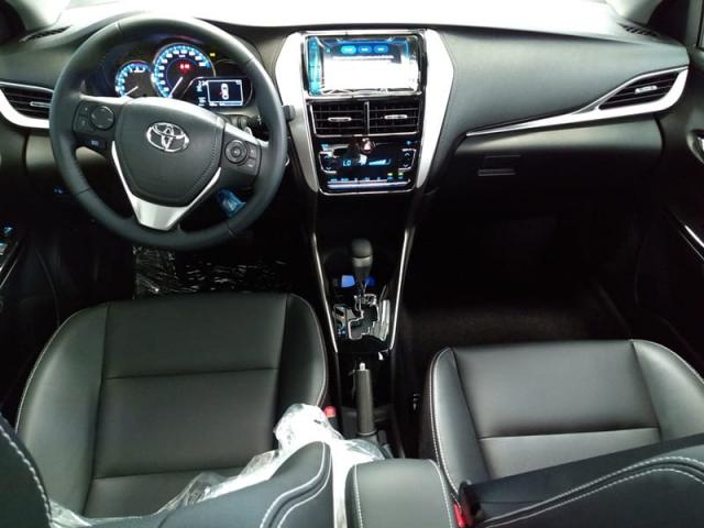 TOYOTA YARIS SEDAN XLS AT 19/20 - Foto 9