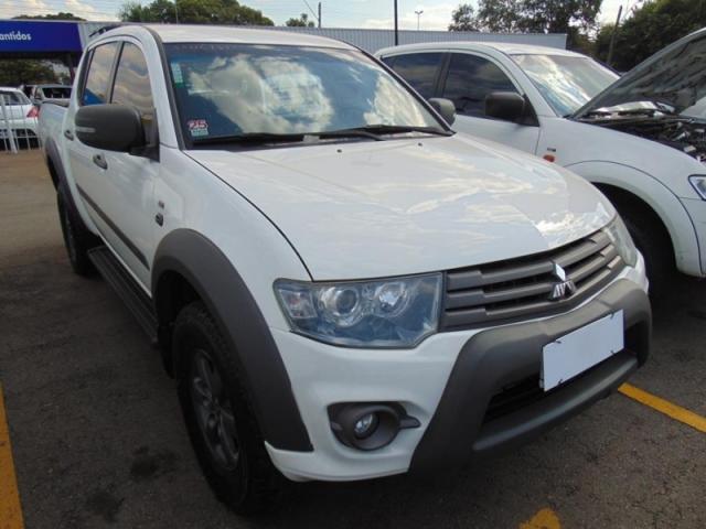 MITSUBISHI L200 OUTDOOR 3.2 4X4 CD 16V 2016