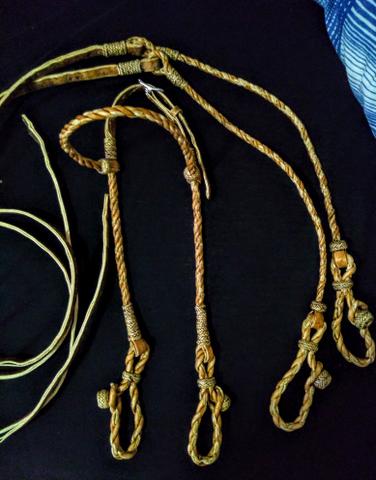 Conjunto de cordas torcida