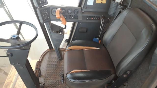 Colheitadeira de Grãos New Holland TC59 - Foto 4