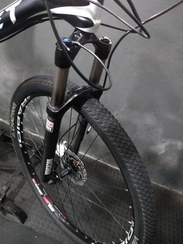 Bicicleta 29 carbono grupo Eagle Sram 12v - Foto 3