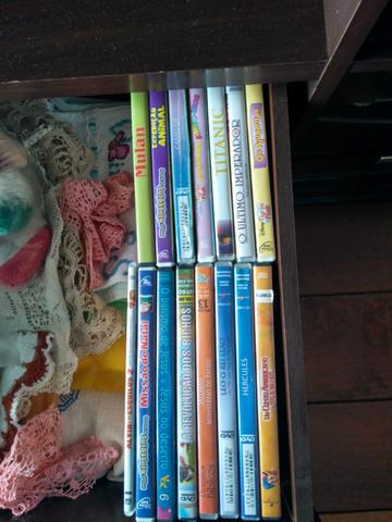 Vendo filmes cada um 2 reais - Foto 4