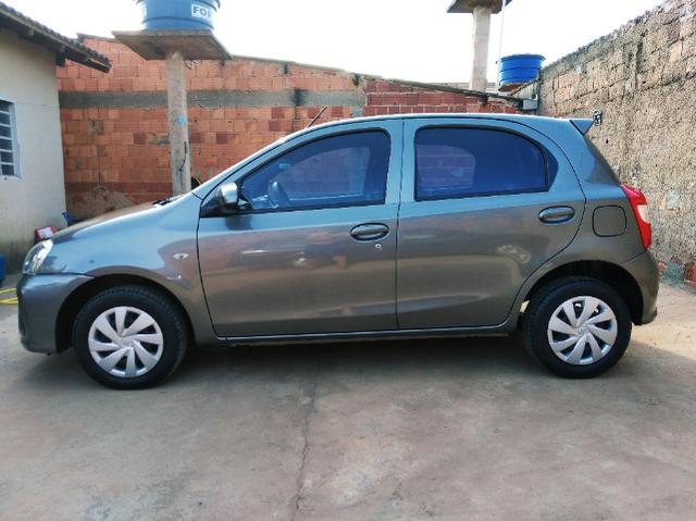 Etios 1.3 X 16V flex 4P manual 2017/18 - Foto 3