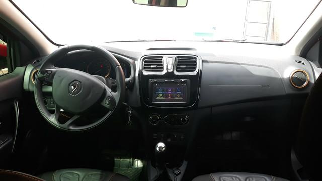 Sandero Stepway 1.6 - 2019 - Único dono - Foto 2