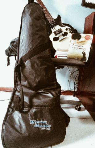 Capa de Guitarra acolchoada