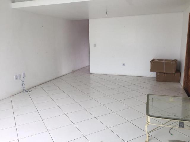 Apartamento no centro da cidade,amplo,garagem - Foto 3