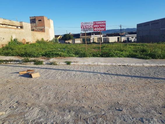 Terreno à venda no bairro Maria Auxiliadora em Caruaru - PE