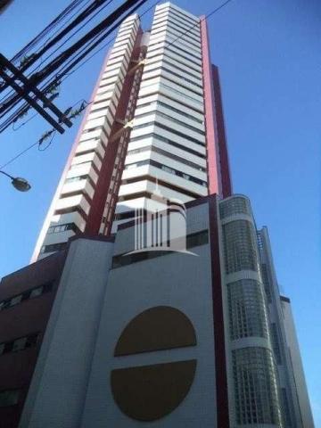 Apartamento 02 dormitórios no columbus tower quadra do mar com vista com a av. brasil !