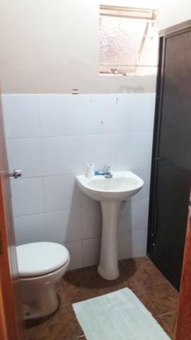 Casa bem localizada - Foto 8