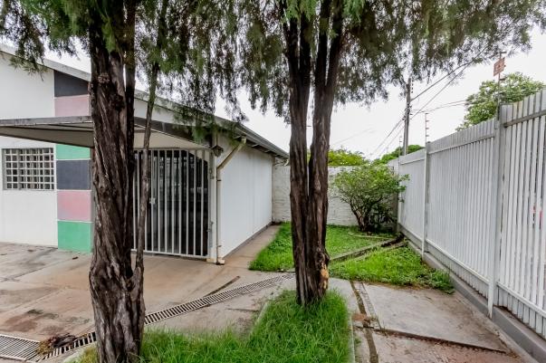 Casa comercial localizada em uma excelente região no Jardim Europa . - Foto 2