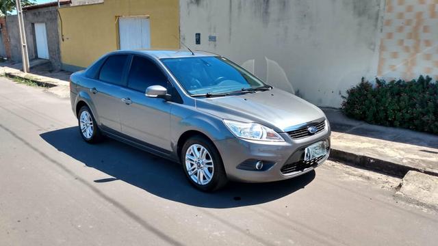 Ford Focus (Vendo ou troco)