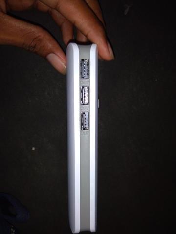 Carregando portátil de três entrada pra vender logo - Foto 3