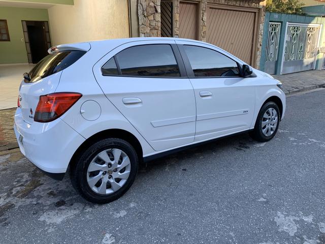 Ônix LT 2013 1.4 completo - Foto 3