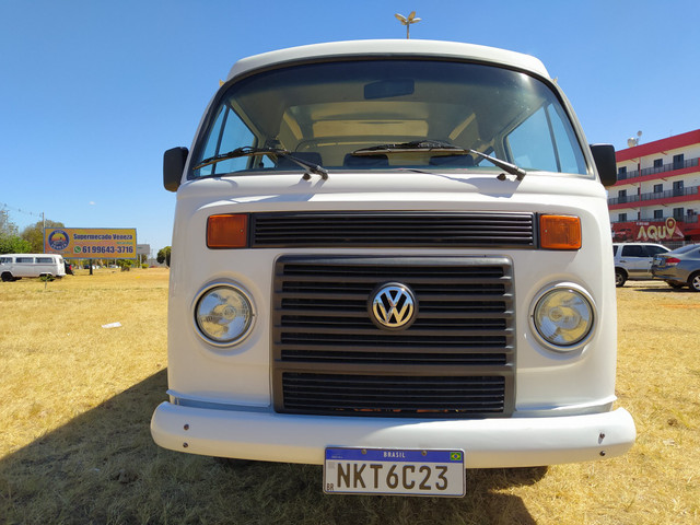 Kombi 2009 Escolar 15 Passageiros