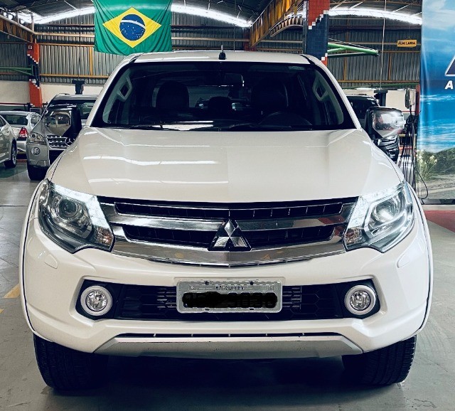 MITSUBISHI L200 HPE-S