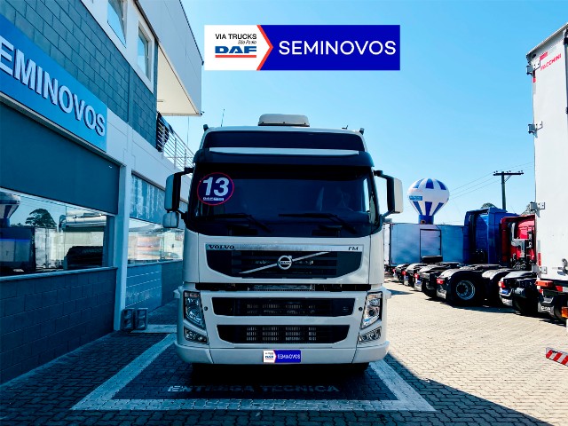 VOLVO FM 370 6X2 2013 GLOBETROTTER