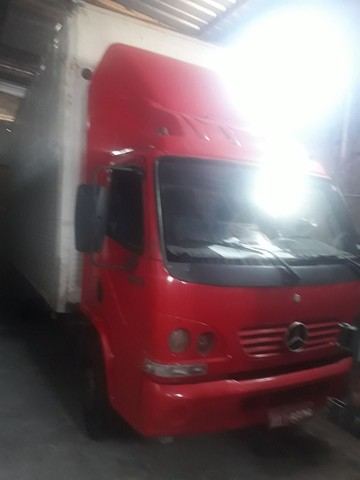 CAMINHÃO