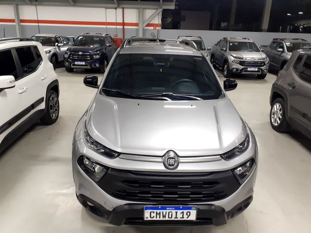 CONCESSIONÁRIA FIAT VENTUNO / TORO ULTRA 20/21 BAIXO KM