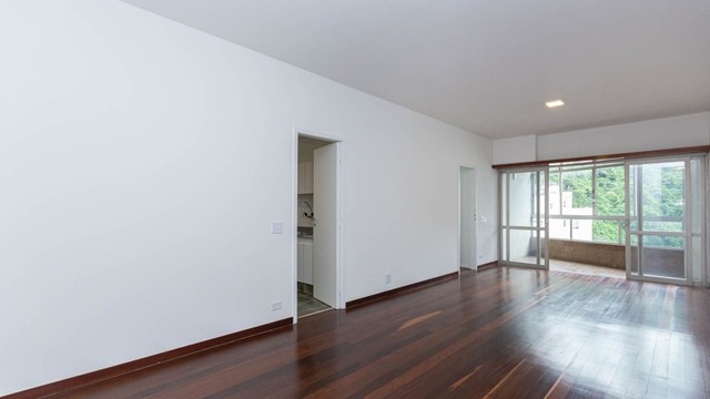 Apartamento para venda tem 120 metros quadrados com 2 quartos em Copacabana - Rio de Janei - Foto 14