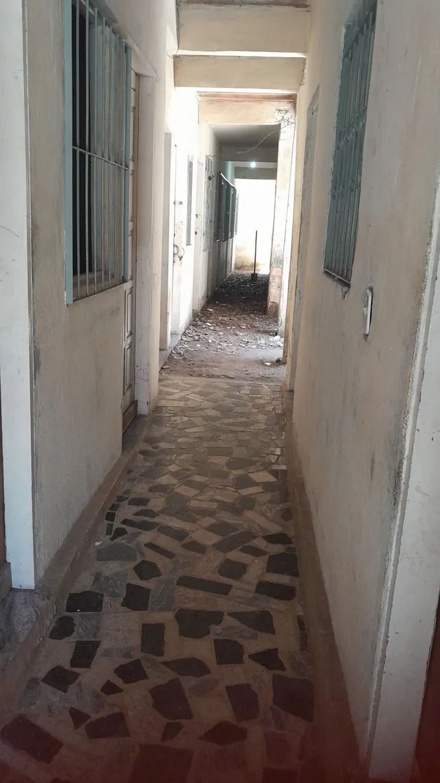 ALUGO QUARTOS UGENTE PARA MONÇAS E RAPAZ SOLTEIRO 