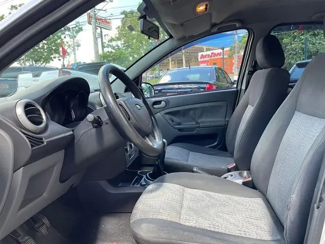 Ford Fiesta Sedan 1.6 *Baixo Km *Garantia *DeliveryCar *Troco/Financio  - Foto 6
