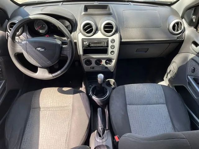 Ford Fiesta Sedan 1.6 *Baixo Km *Garantia *DeliveryCar *Troco/Financio  - Foto 7