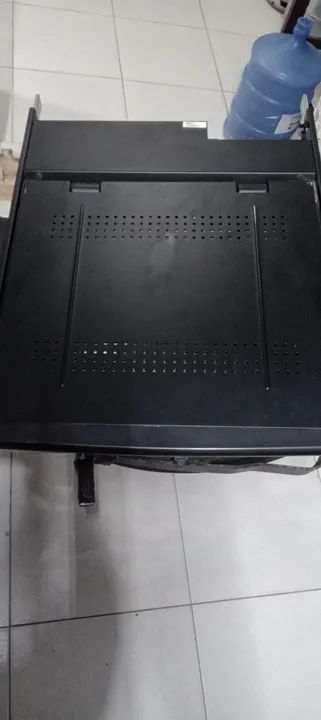 MONITOR COM TECLADO APC PARA SERVIDORES - Foto 5