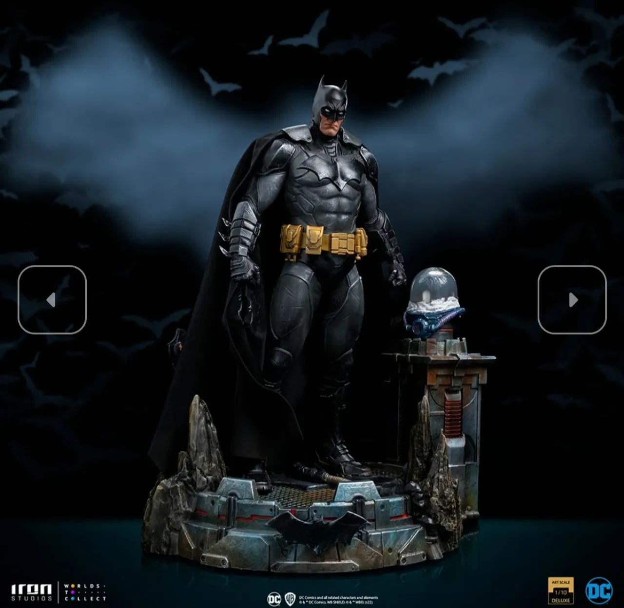 Batman Unleashed Deluxe Iron Studios