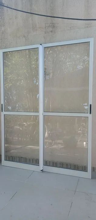 Porta Sacada  de Alumínio COMPLETA/1,77×2,29