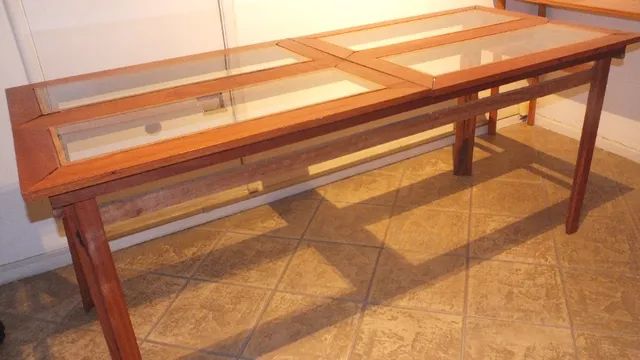Mesa de jantar artesanal para 8 lugares