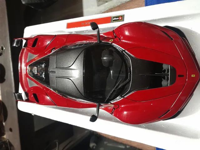 Vendo miniatura laferrari fxxk 1/18 - Foto 4