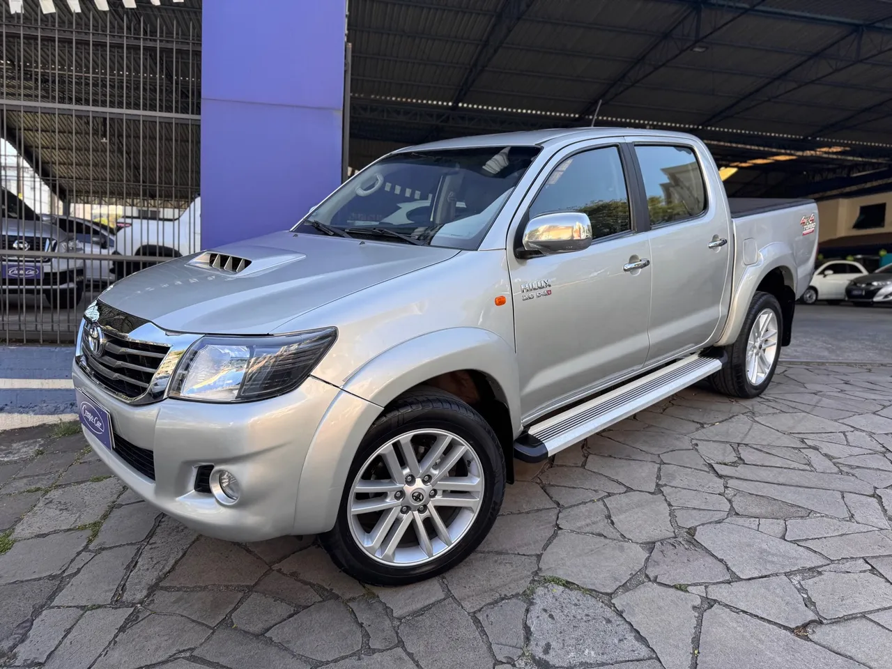TOYOTA HILUX 3.0 4x4 DIESEL MANUAL 2013