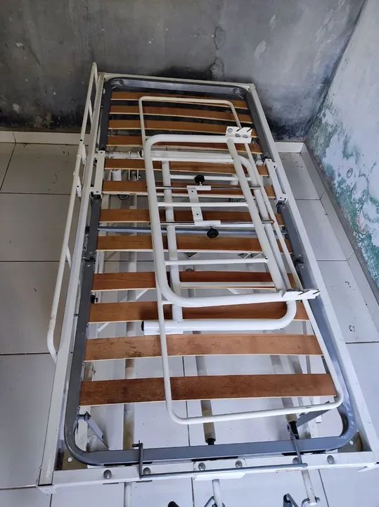 Cama Hospitalar Articulada