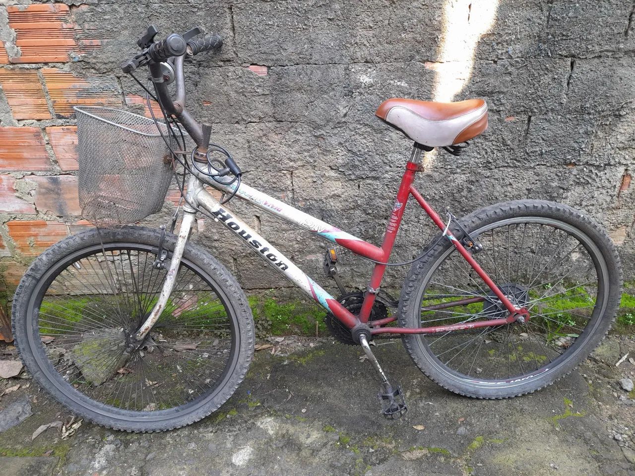 Bicicleta aro 26!**Baixei pra ir logo,NÃO ENTREGO**