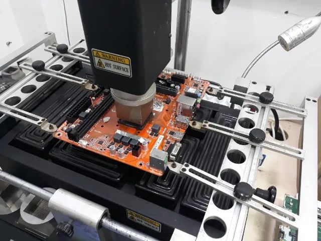 Reballing de Placa - Foto 2