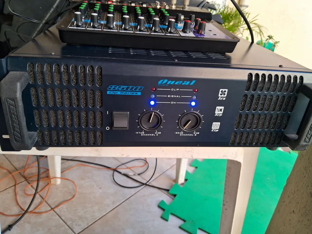 Amplificador Oneal mod OP8500 novinho!!!