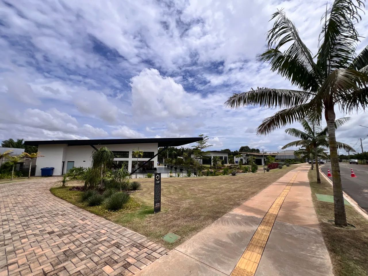 Terreno de 329m² à Venda no Condomínio Platini Urban Park - Sol da Manhã! - Foto 3