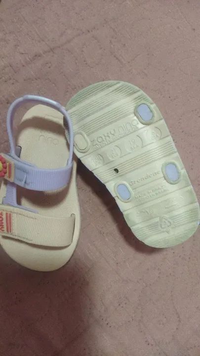 Conjunto de Sapatos para Bebê - Diversos Modelos - Tamanho Pequeno - Foto 5