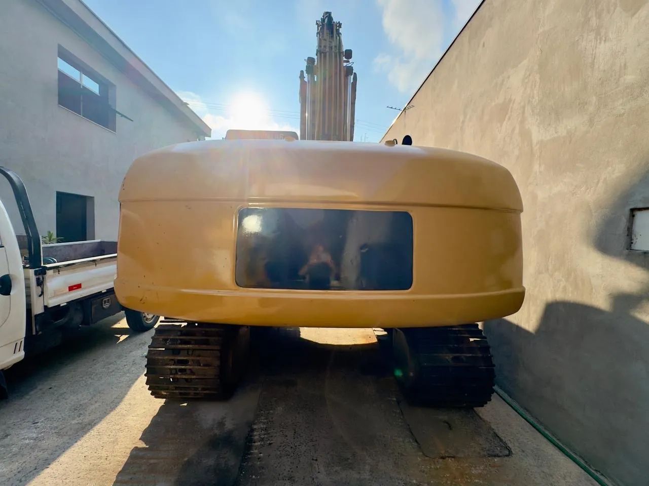 ESCAVADEIRA  CAT  320 / 2002  COM CAÇAMBA - Foto 4