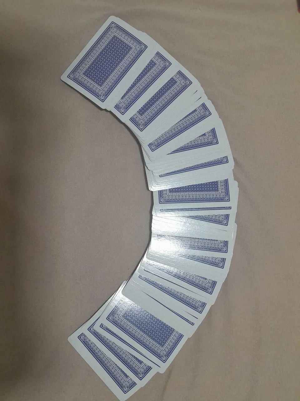 Baralhos Genéricos Azul + Vermelho - Ideal para Truco e Buraco - Foto 5